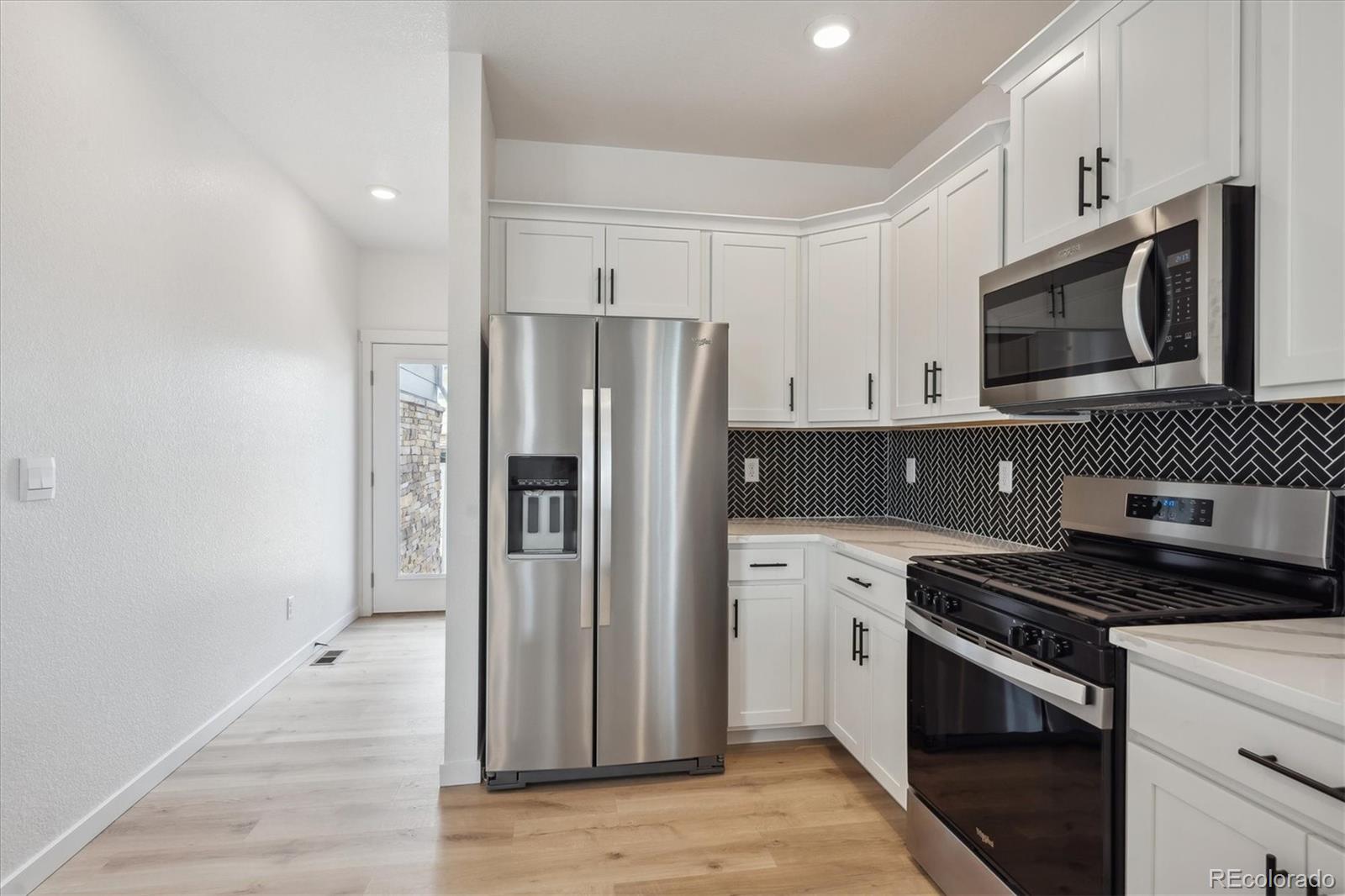 MLS Image #6 for 22363 e 6th place,aurora, Colorado