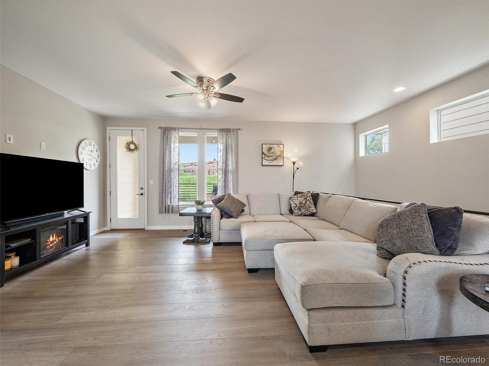 MLS Image #11 for 2468  channel drive,highlands ranch, Colorado
