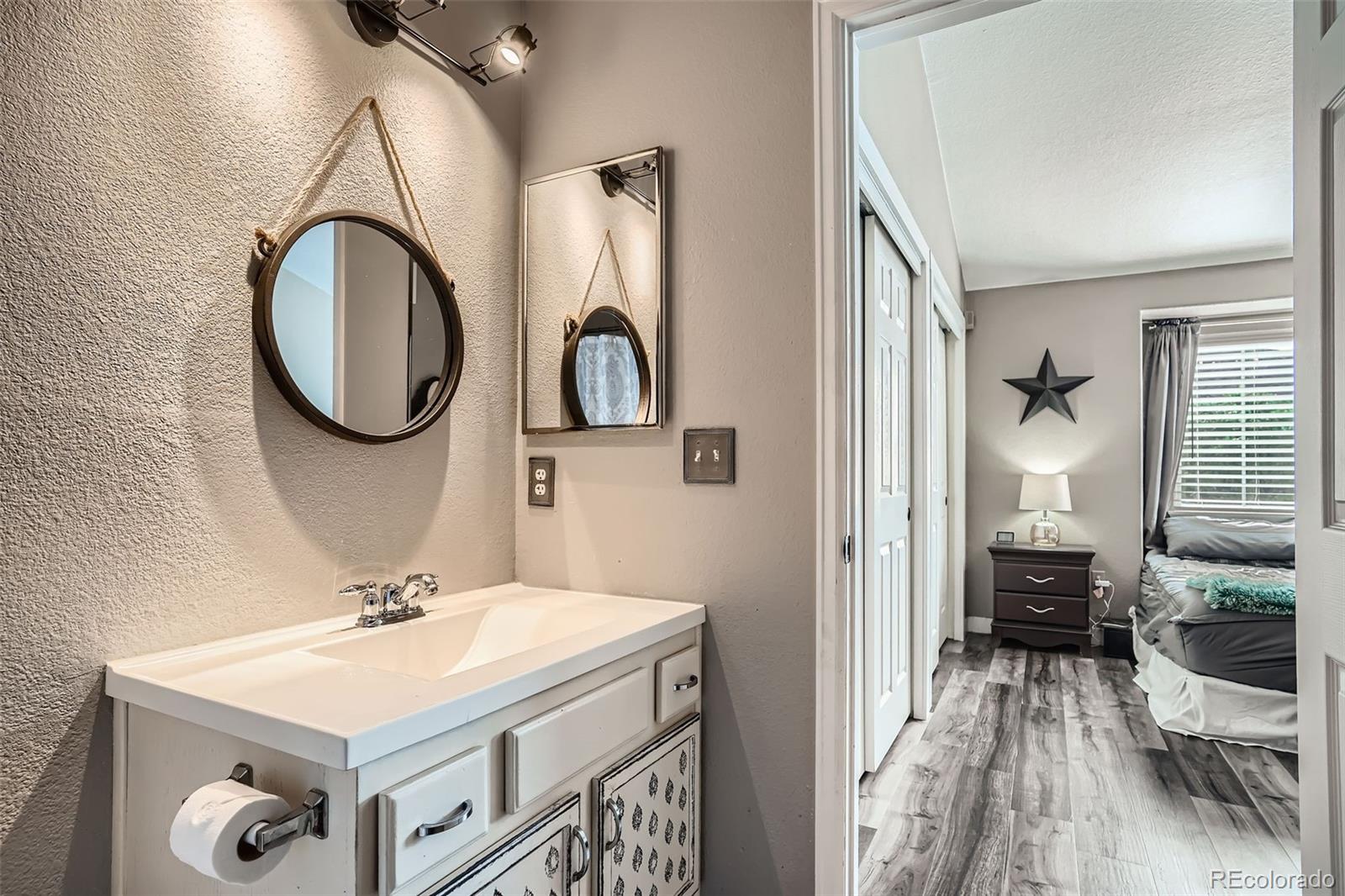 MLS Image #17 for 3252 e 103rd drive,denver, Colorado