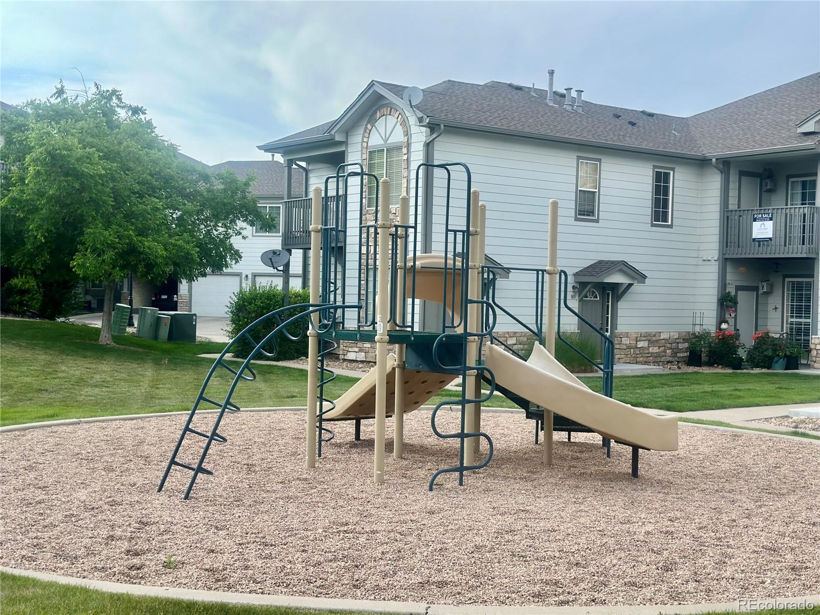 MLS Image #29 for 3252 e 103rd drive,denver, Colorado