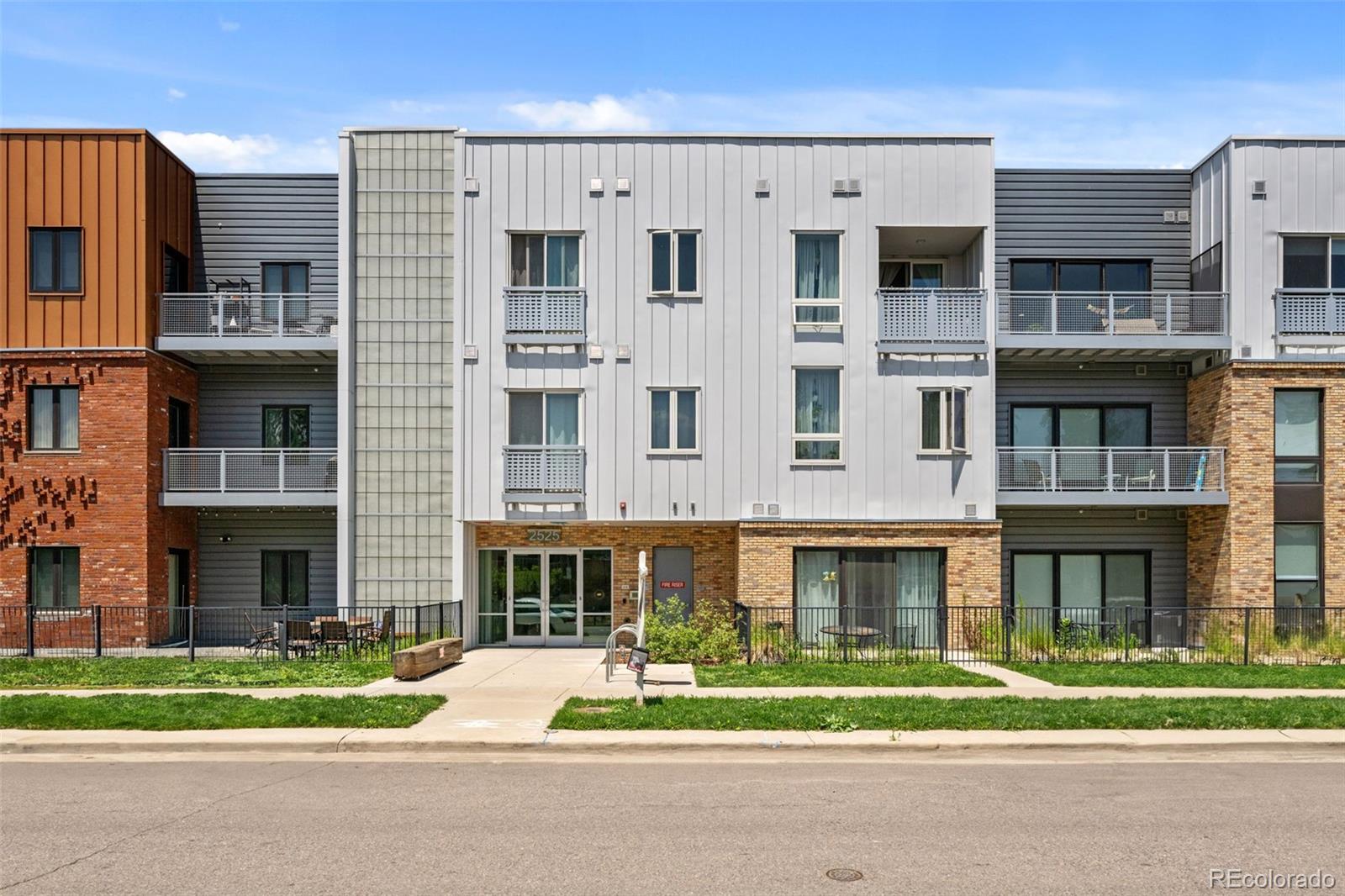 MLS Image #1 for 2525  arapahoe street,denver, Colorado