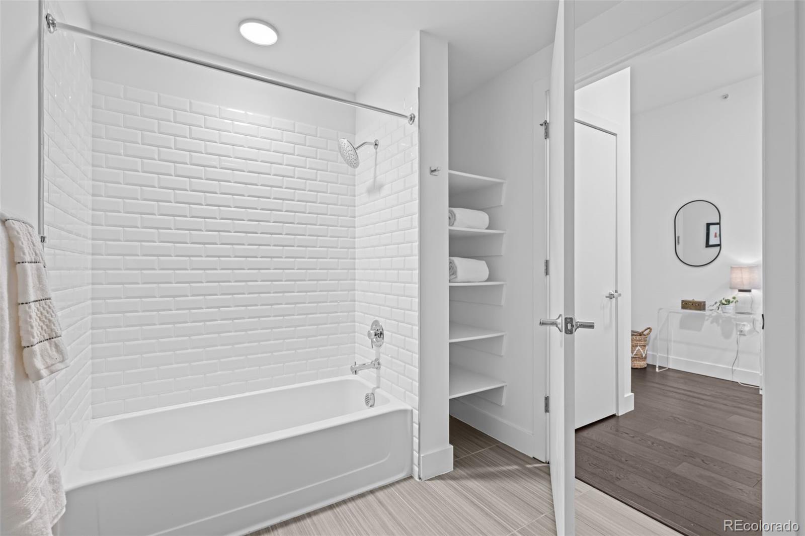 MLS Image #13 for 2525  arapahoe street,denver, Colorado