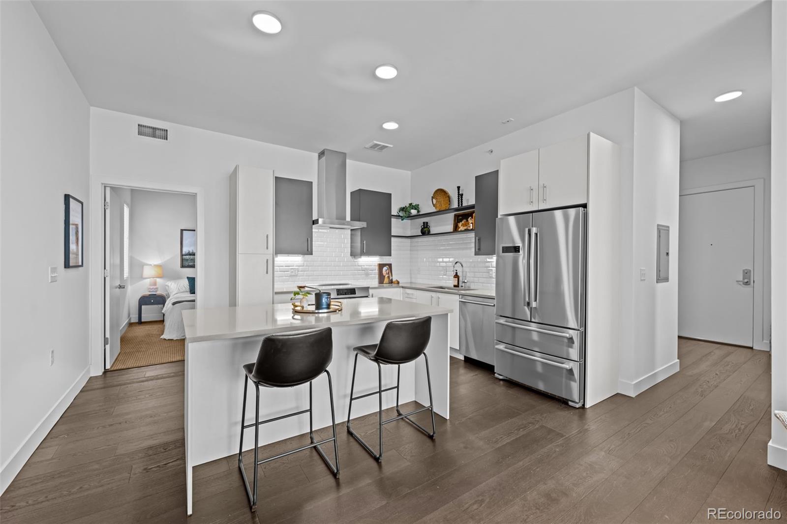 MLS Image #8 for 2525  arapahoe street,denver, Colorado