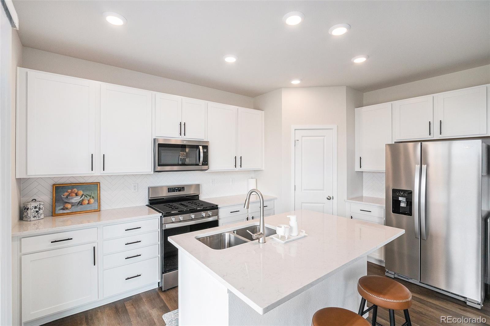 MLS Image #1 for 5805  red barn avenue,longmont, Colorado