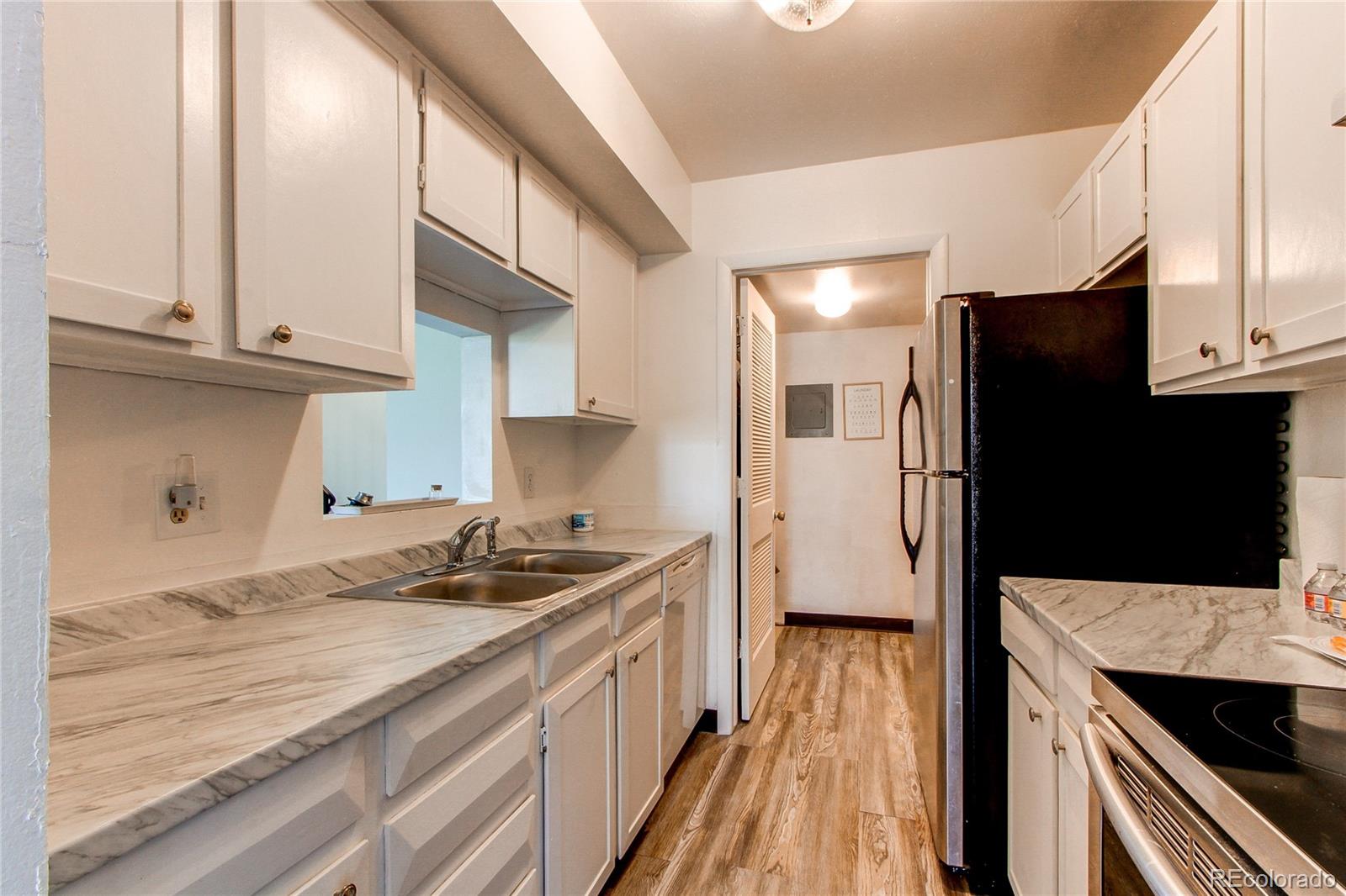 MLS Image #10 for 8798  chase drive,arvada, Colorado
