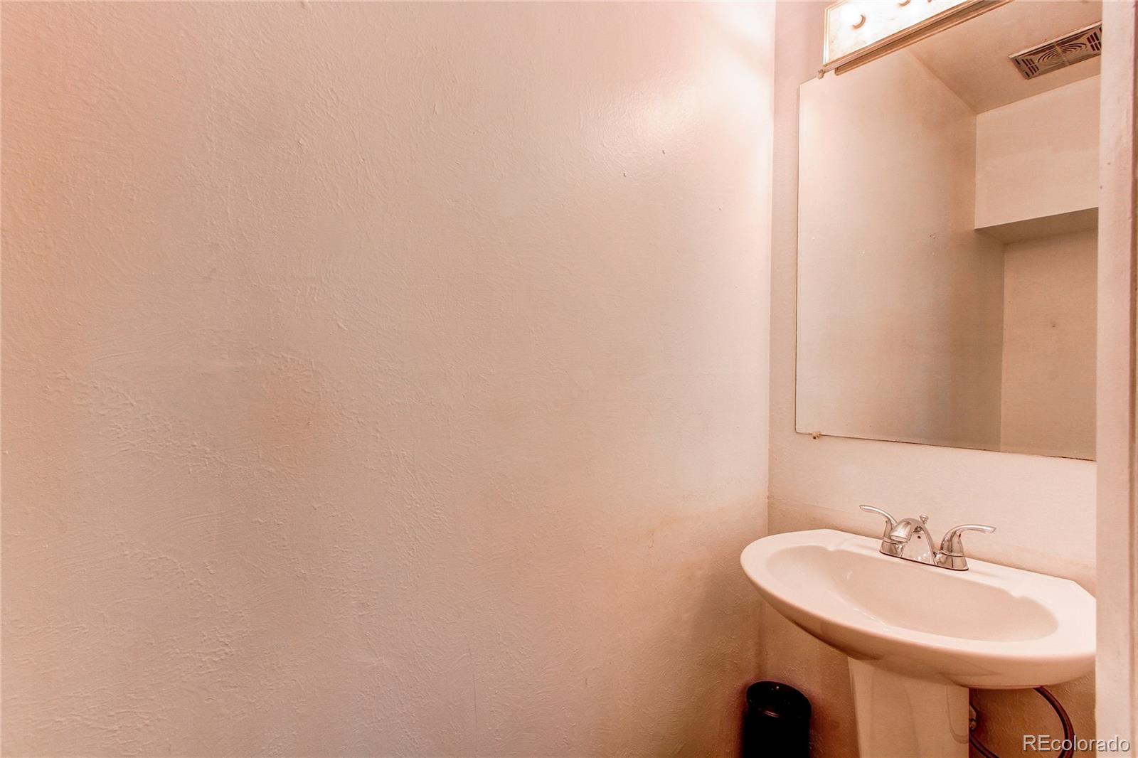 MLS Image #15 for 8798  chase drive,arvada, Colorado