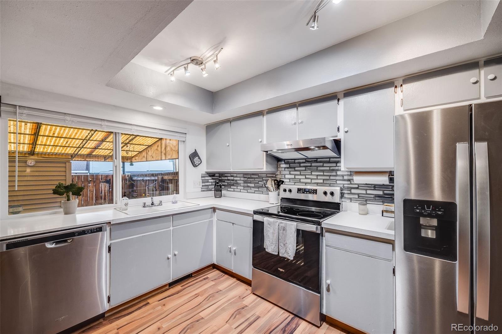 MLS Image #5 for 12956 w virginia avenue,lakewood, Colorado