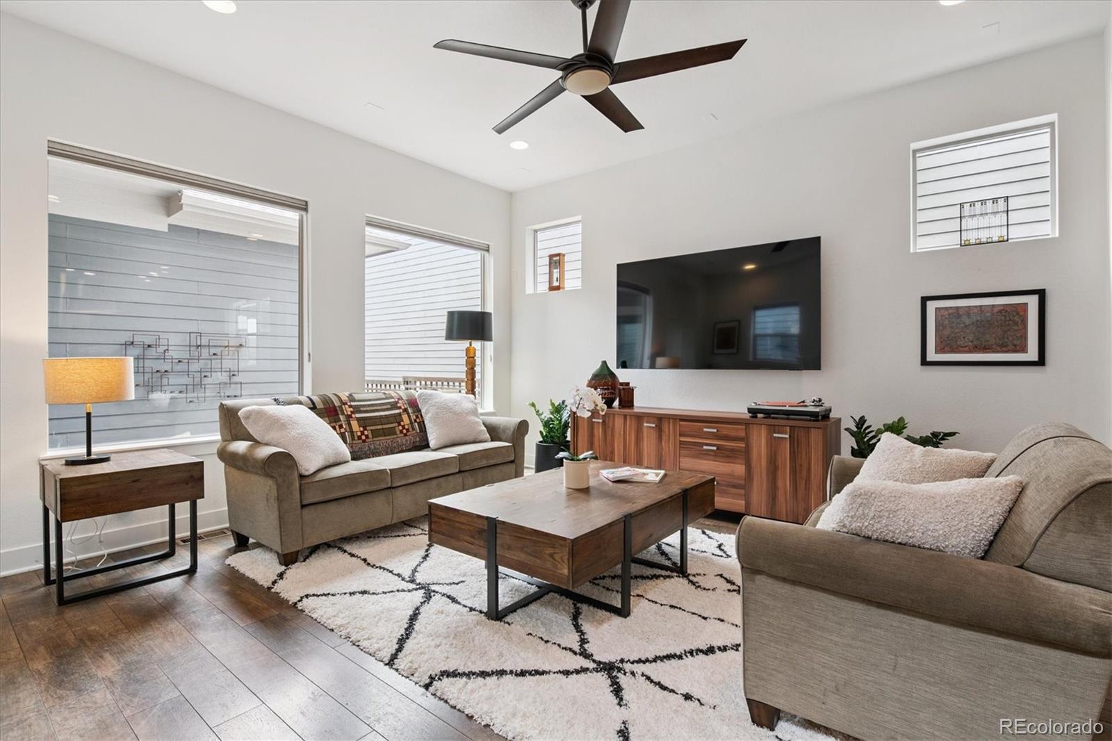 MLS Image #16 for 11466 e 27th avenue,denver, Colorado