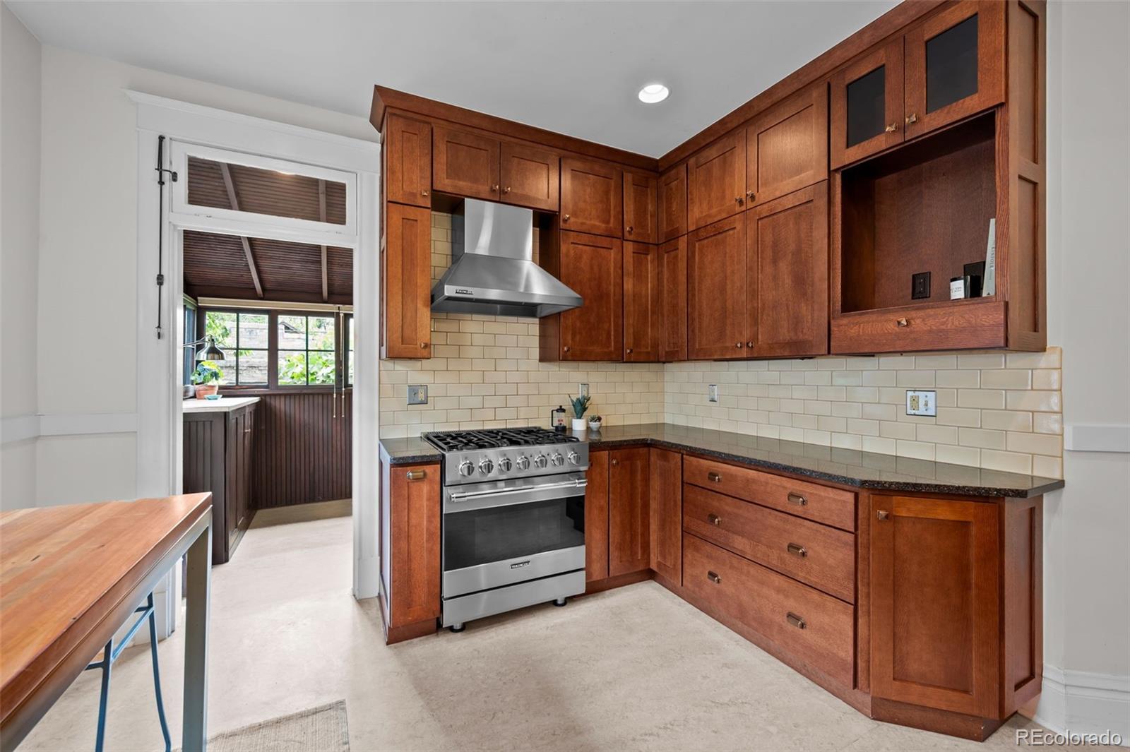MLS Image #12 for 555 n ogden street,denver, Colorado
