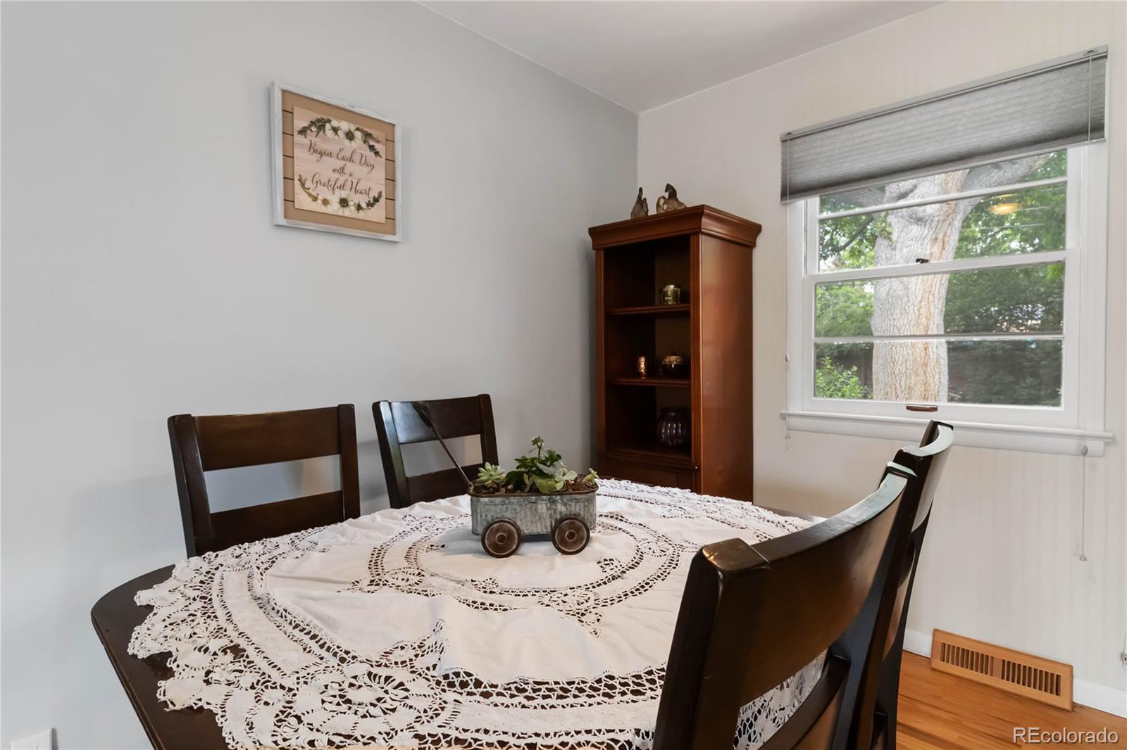 MLS Image #10 for 3317 w belmont avenue,littleton, Colorado