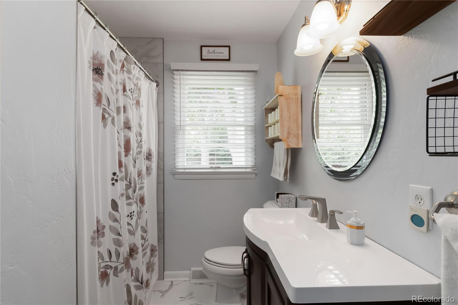 MLS Image #17 for 3317 w belmont avenue,littleton, Colorado