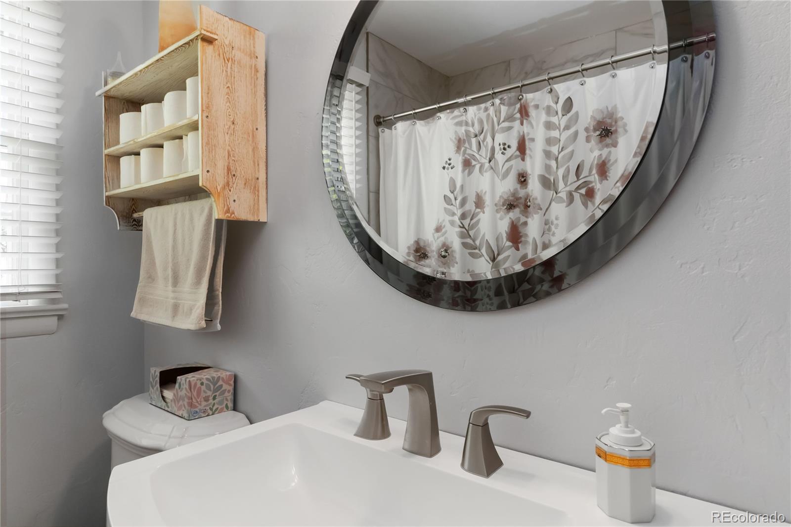 MLS Image #18 for 3317 w belmont avenue,littleton, Colorado