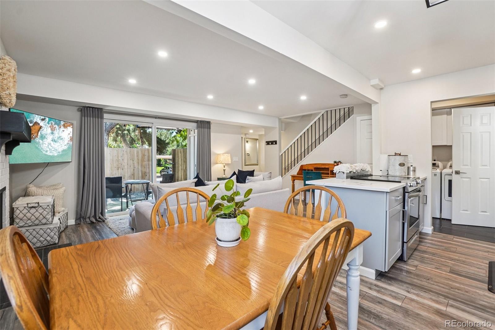 MLS Image #15 for 7995 e mississippi avenue,denver, Colorado
