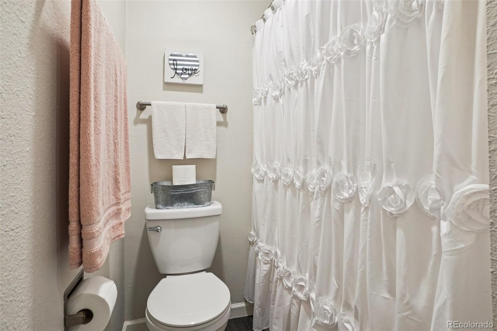 MLS Image #25 for 7995 e mississippi avenue,denver, Colorado