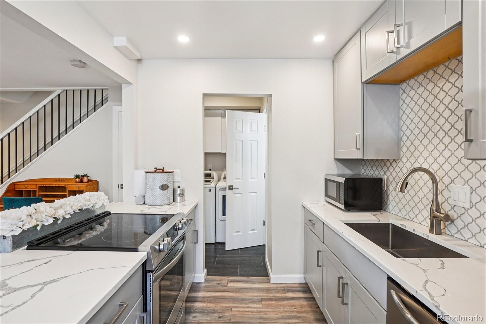 MLS Image #8 for 7995 e mississippi avenue,denver, Colorado