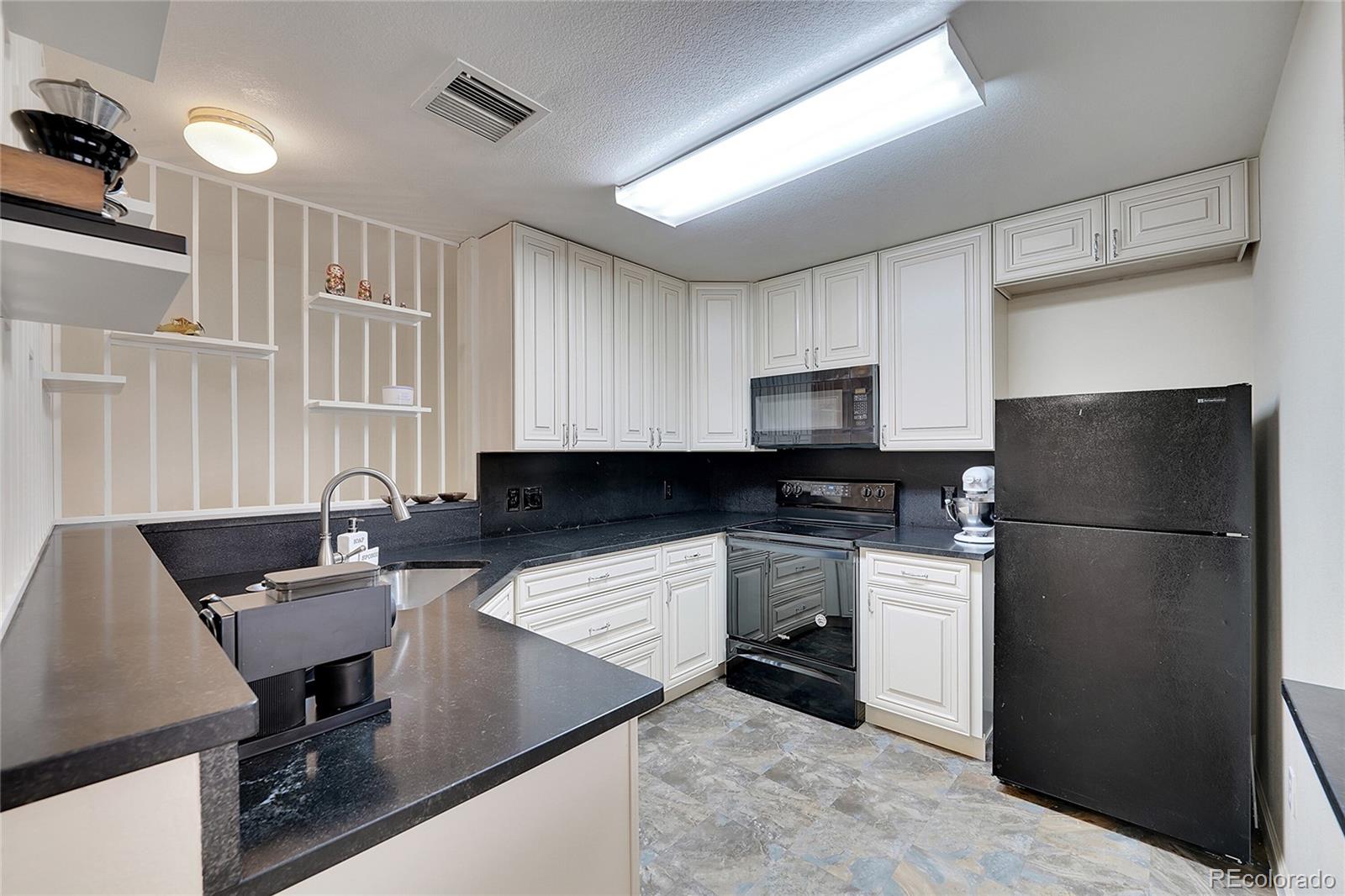 MLS Image #2 for 1308 s danube way,aurora, Colorado