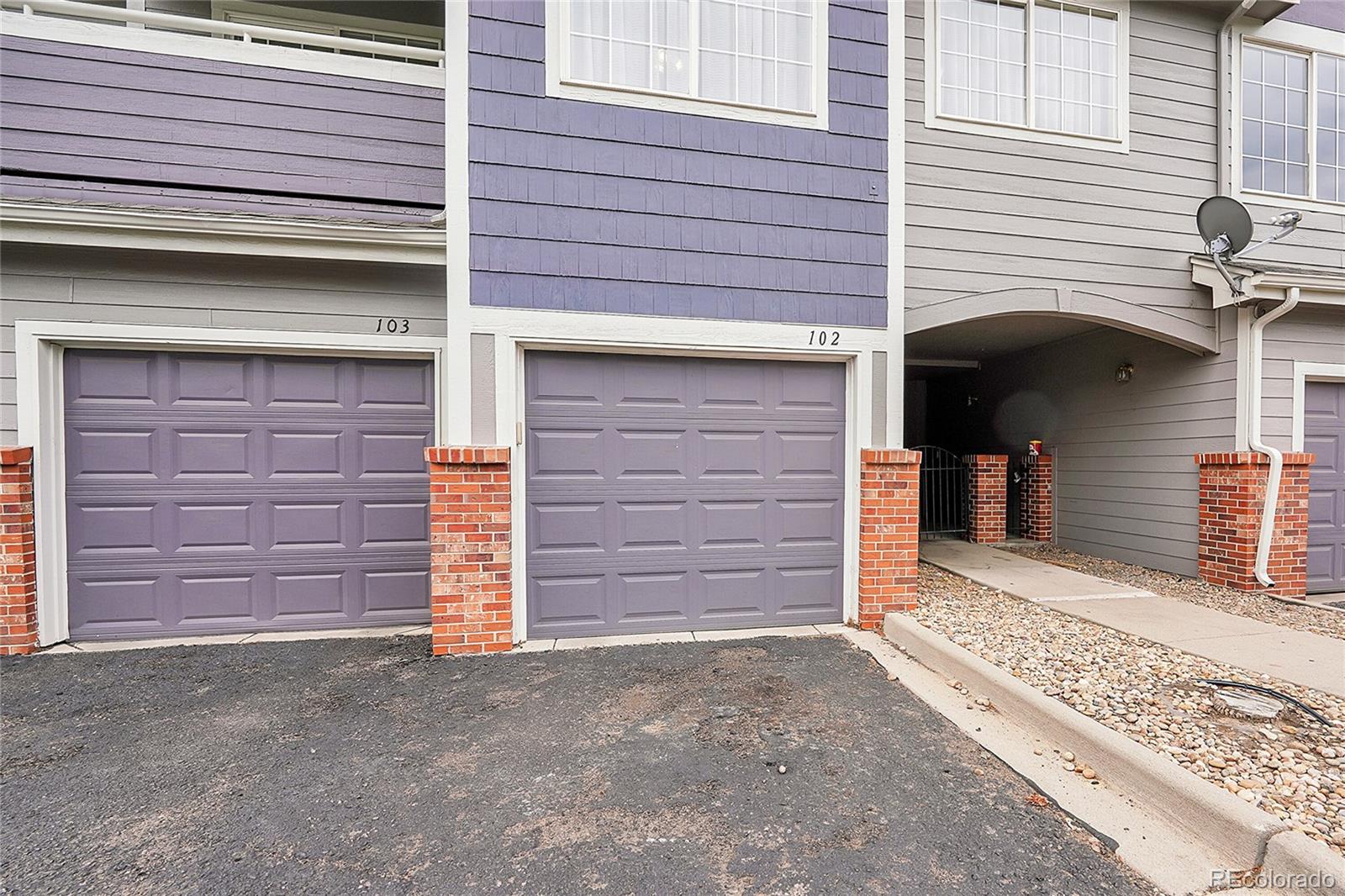 MLS Image #3 for 1308 s danube way,aurora, Colorado