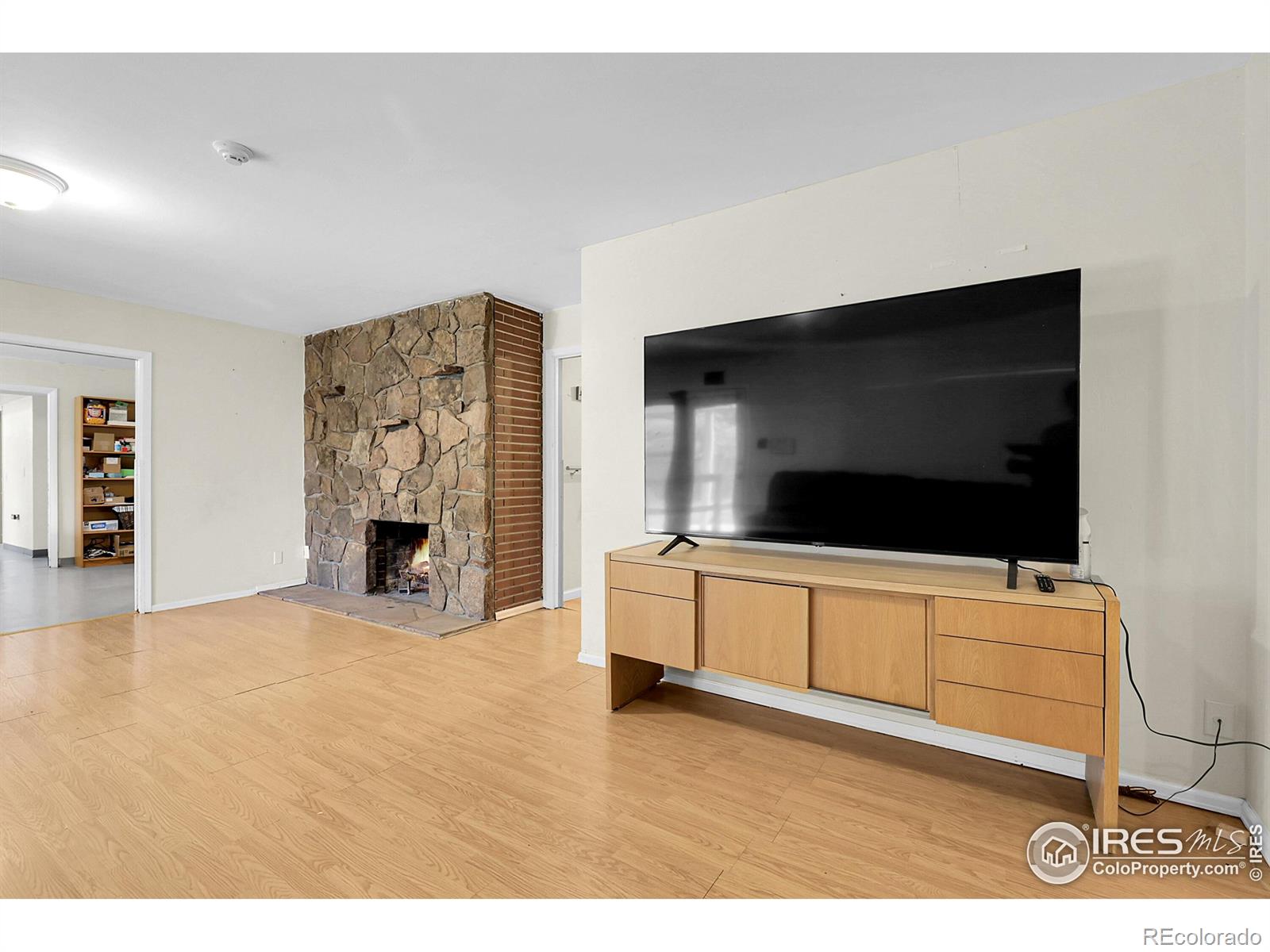 MLS Image #13 for 6524 e alaska drive,denver, Colorado