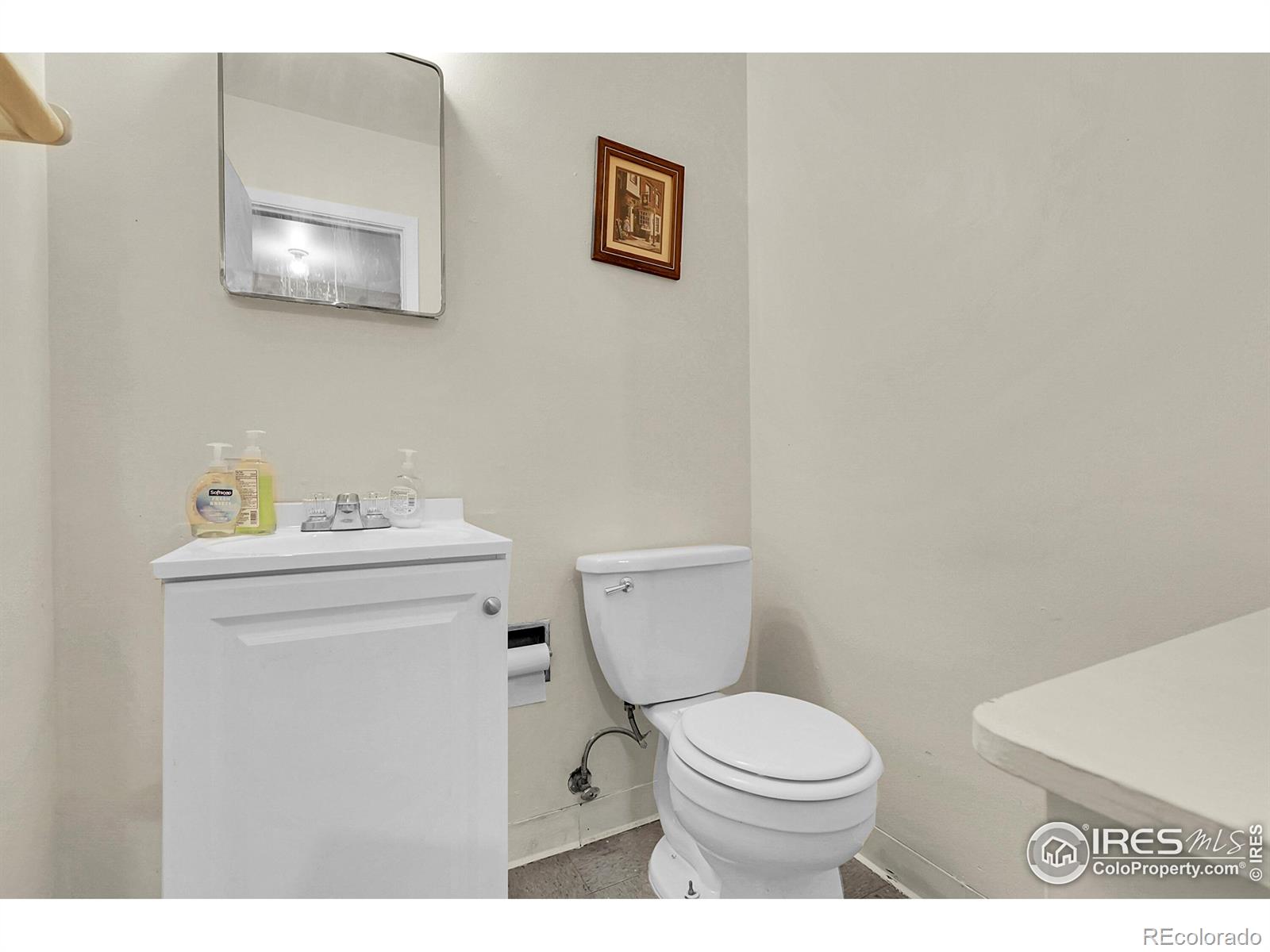 MLS Image #16 for 6524 e alaska drive,denver, Colorado