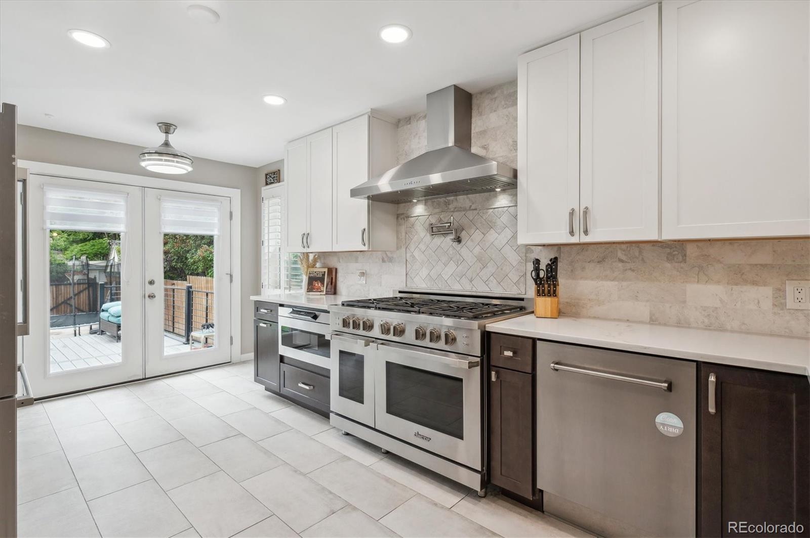 MLS Image #12 for 2664  forest street,denver, Colorado