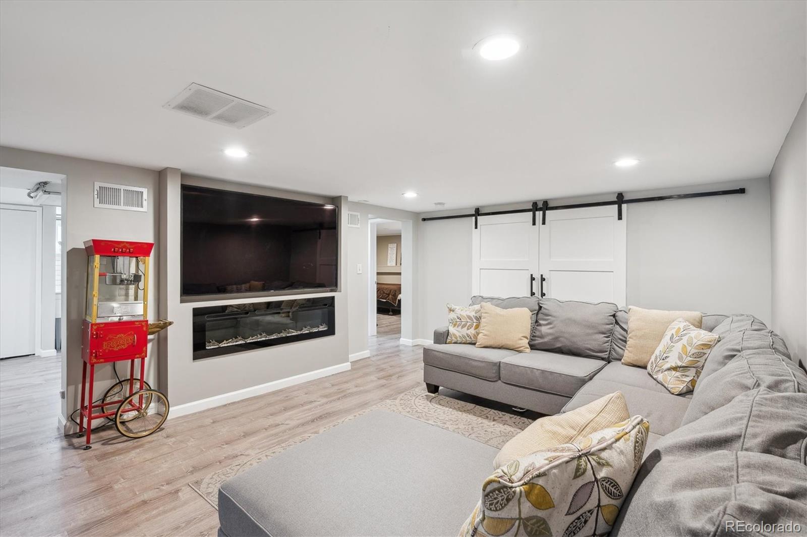 MLS Image #27 for 2664  forest street,denver, Colorado