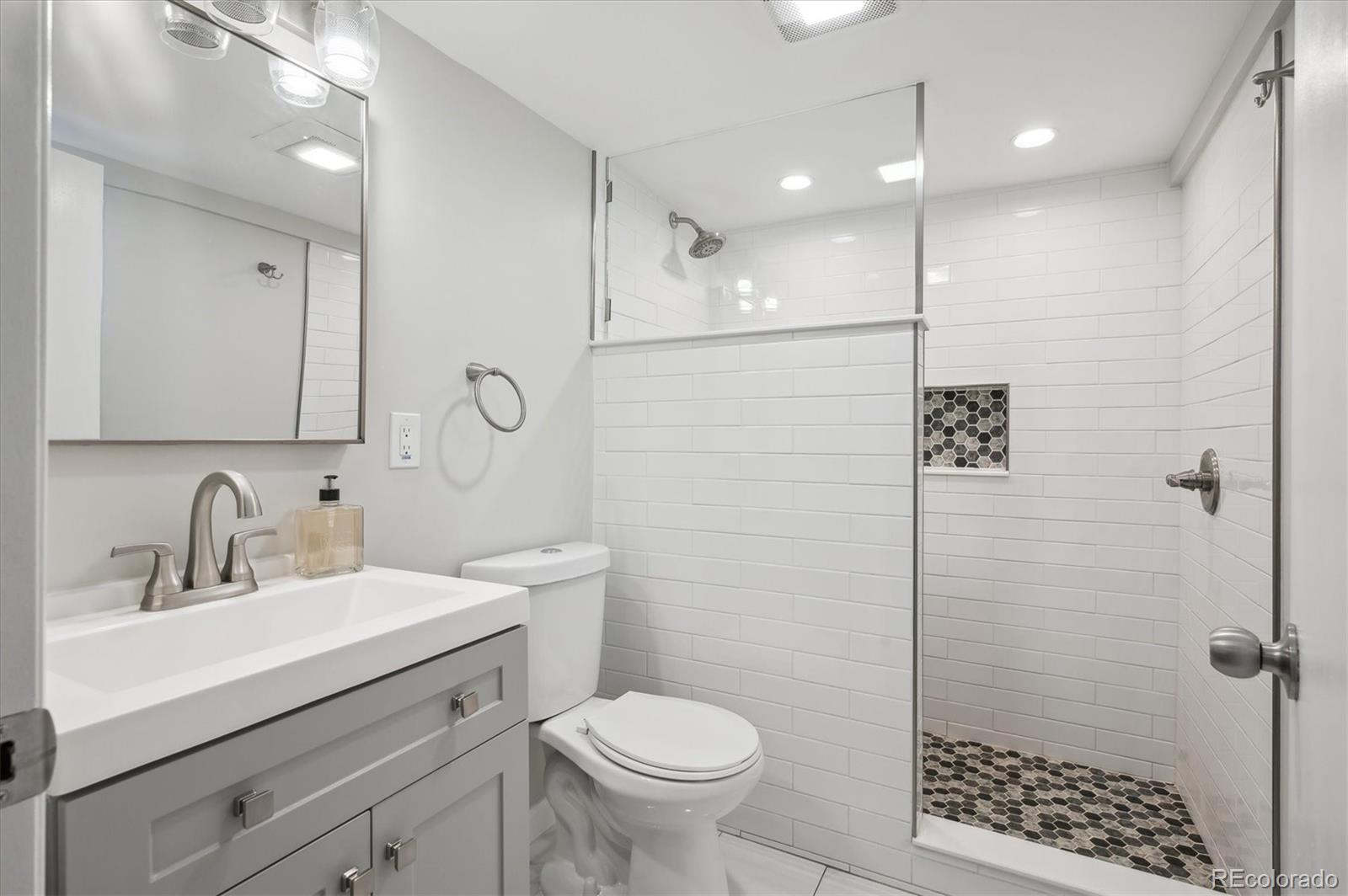 MLS Image #32 for 2664  forest street,denver, Colorado
