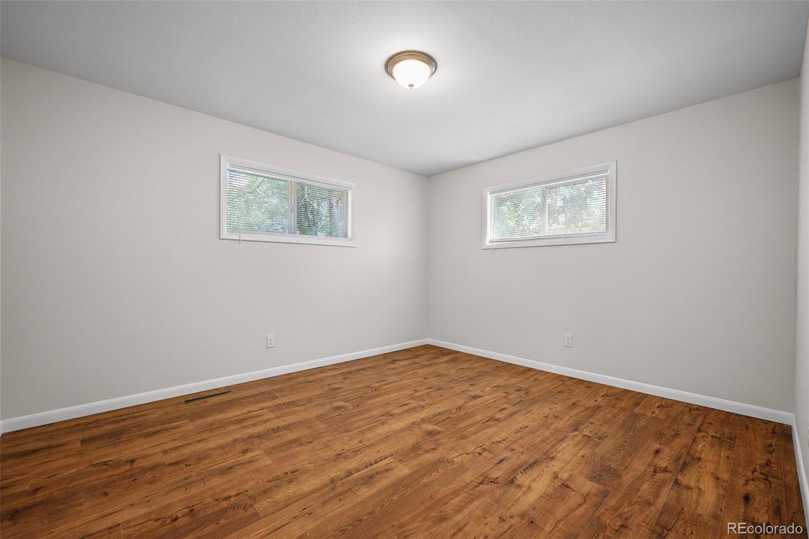 MLS Image #15 for 213  sumac drive,colorado springs, Colorado