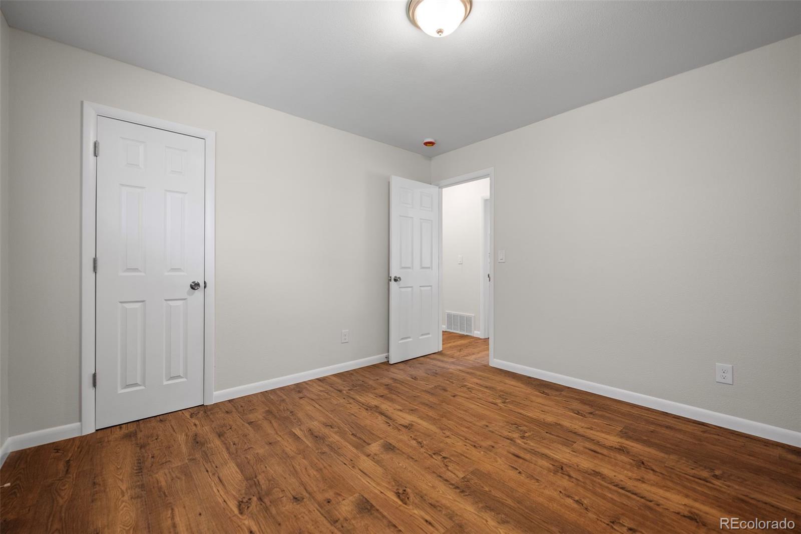 MLS Image #16 for 213  sumac drive,colorado springs, Colorado