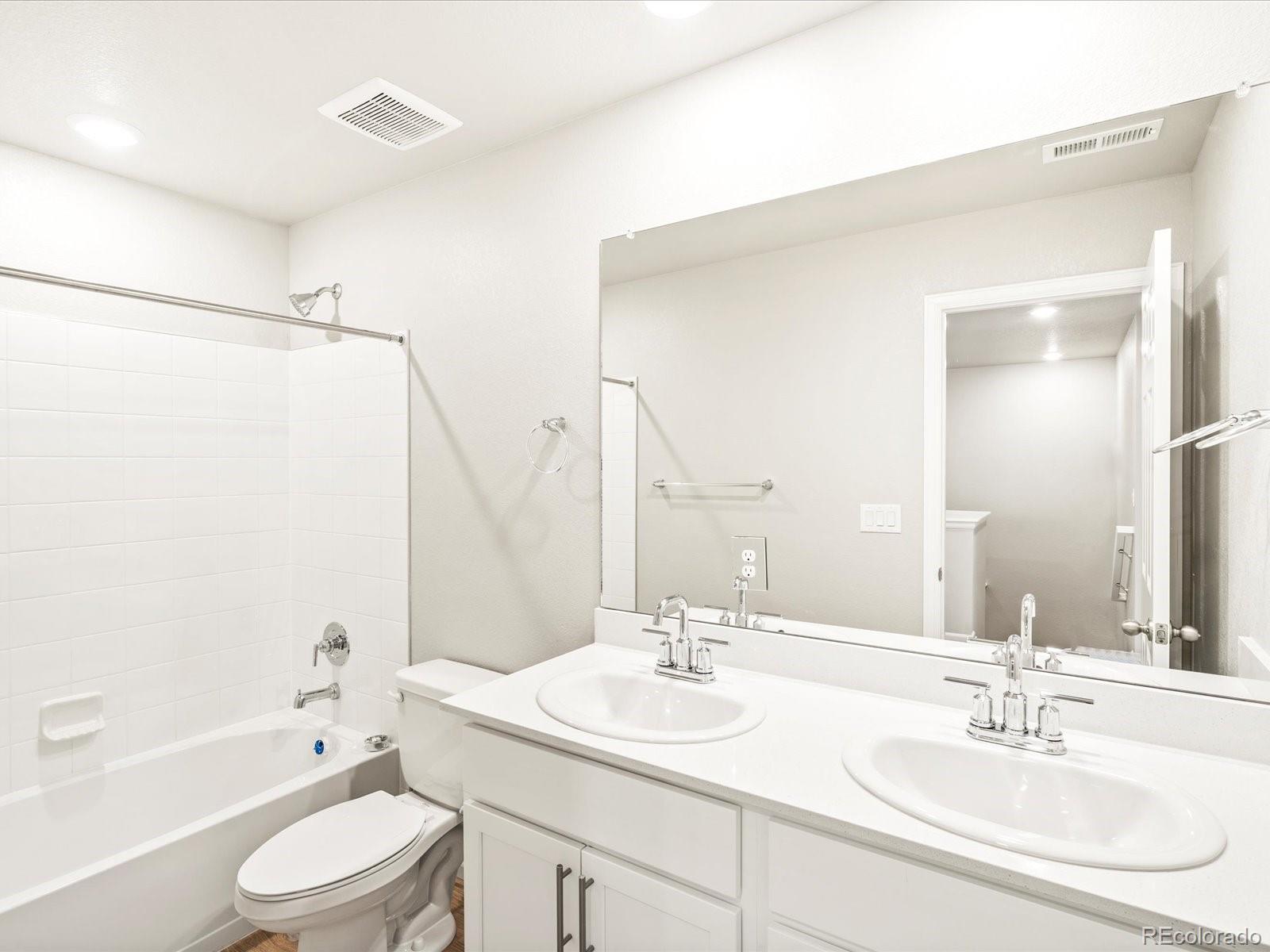 MLS Image #24 for 22485 e 7th place,aurora, Colorado