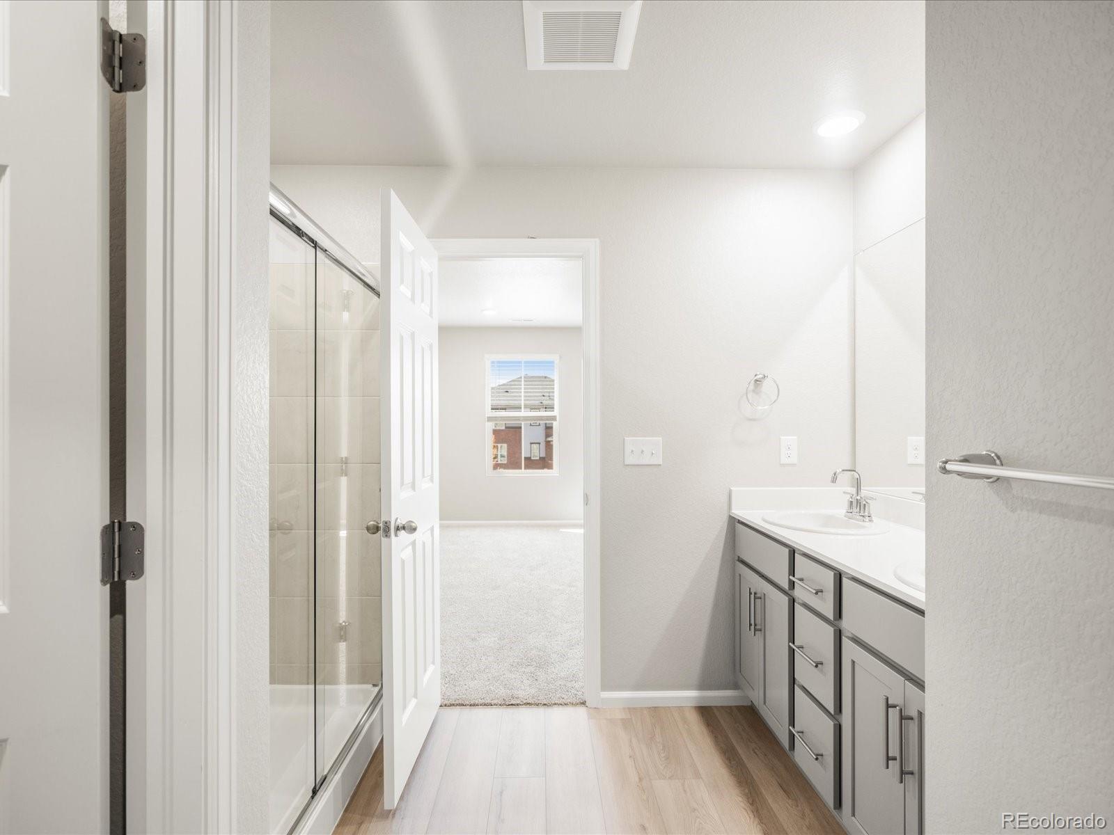 MLS Image #27 for 22485 e 7th place,aurora, Colorado