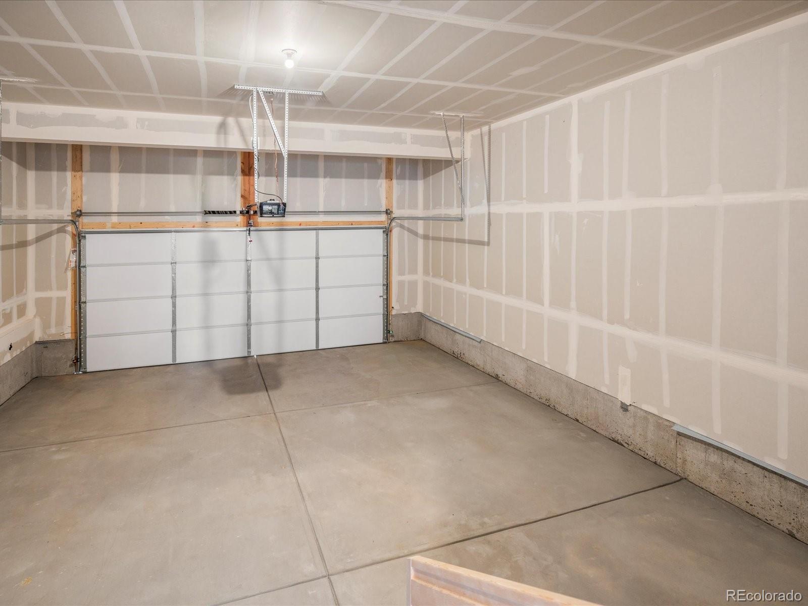 MLS Image #31 for 22485 e 7th place,aurora, Colorado