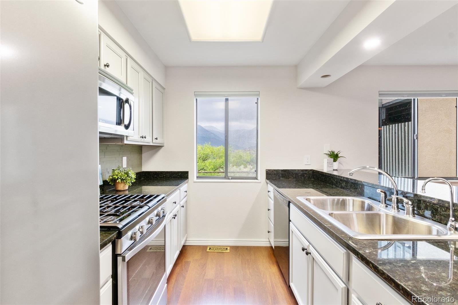 MLS Image #12 for 942  fontmore road,colorado springs, Colorado