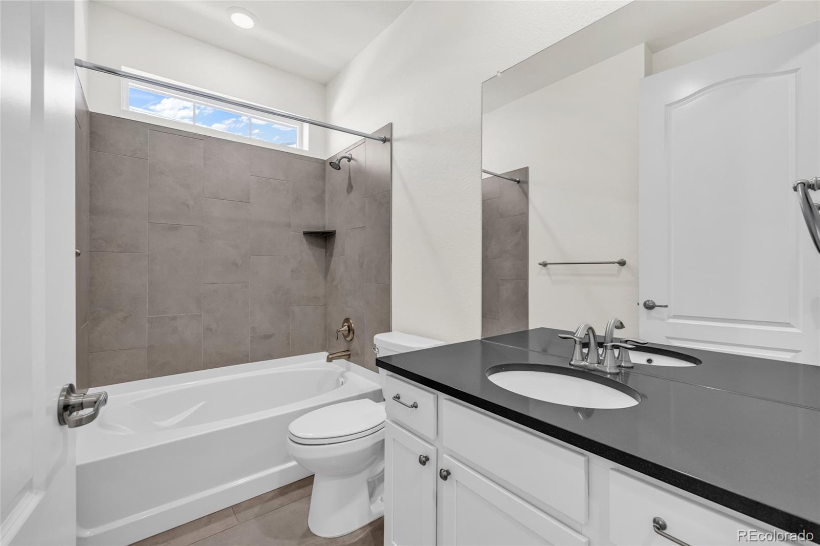 MLS Image #6 for 8772 s sicily court,aurora, Colorado