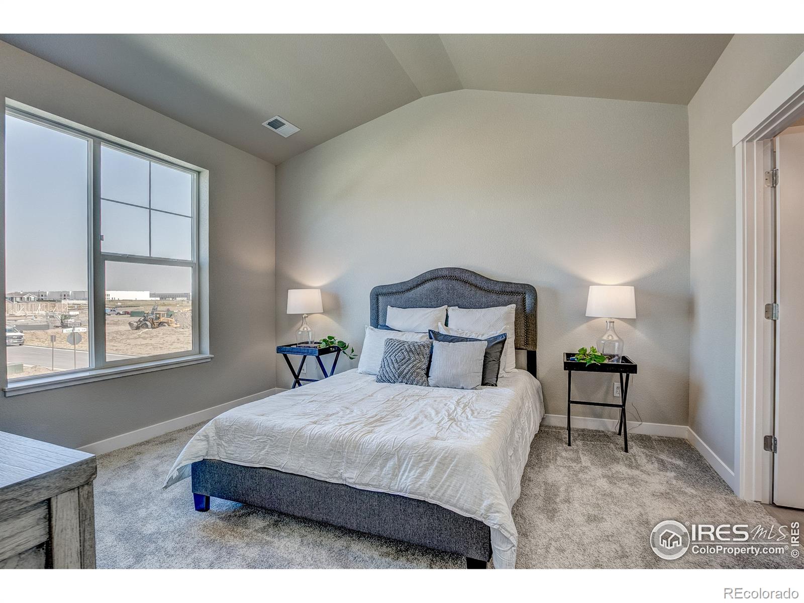 MLS Image #5 for 420  high point drive,longmont, Colorado