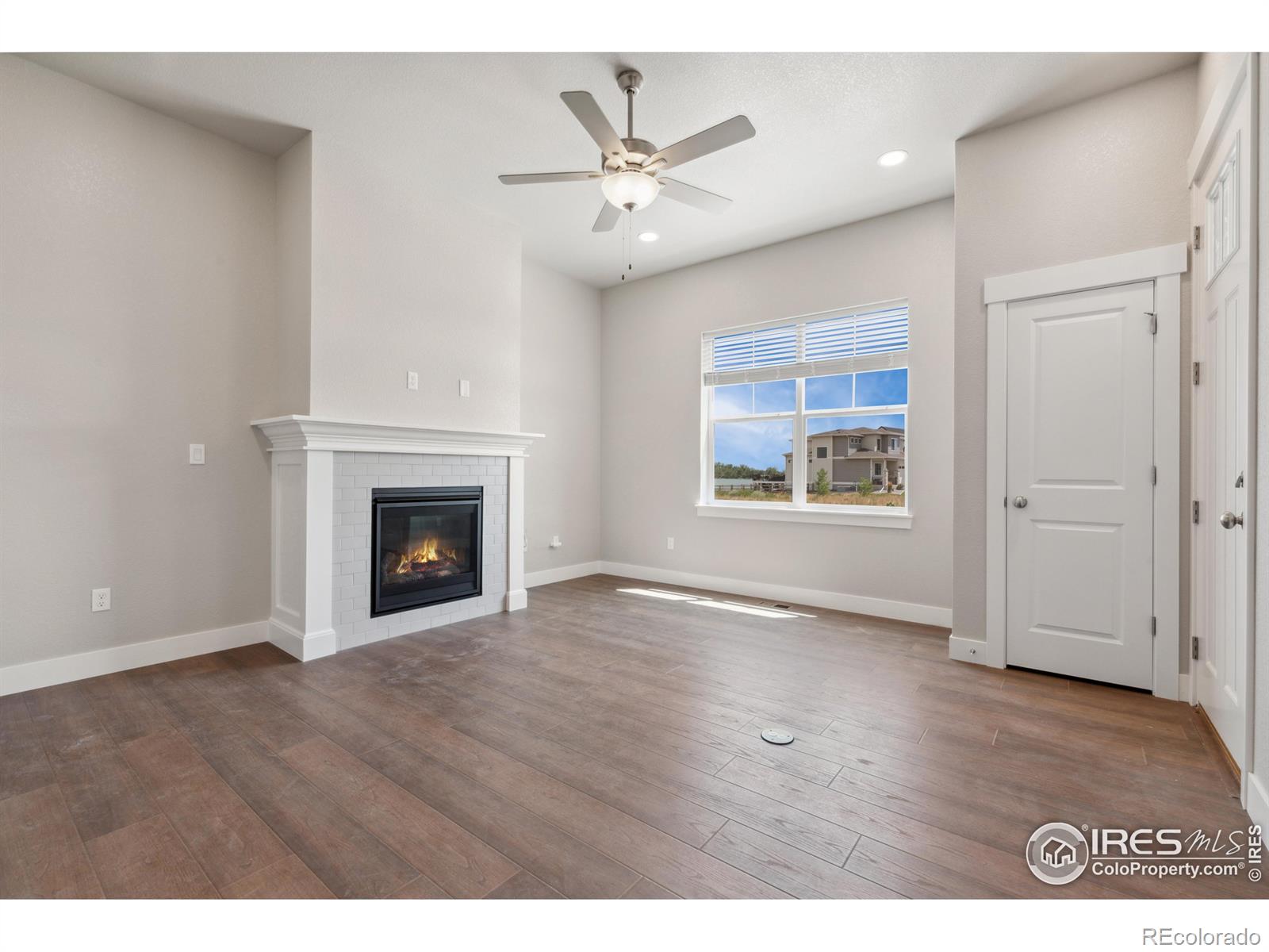 MLS Image #3 for 4183  trapper lake drive,loveland, Colorado