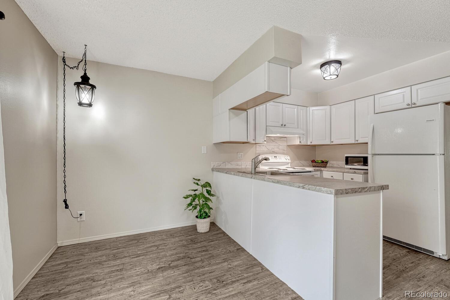 MLS Image #11 for 3548  queen anne way,colorado springs, Colorado