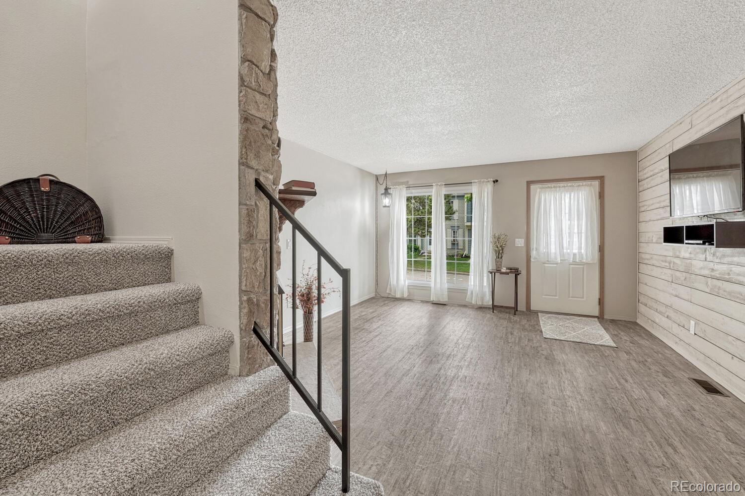 MLS Image #15 for 3548  queen anne way,colorado springs, Colorado