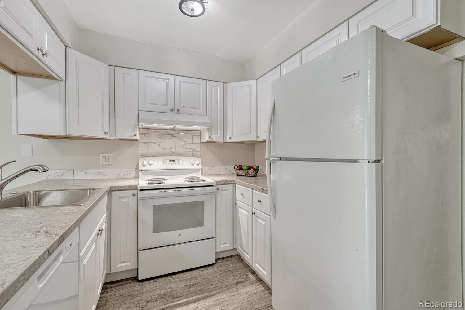 MLS Image #9 for 3548  queen anne way,colorado springs, Colorado