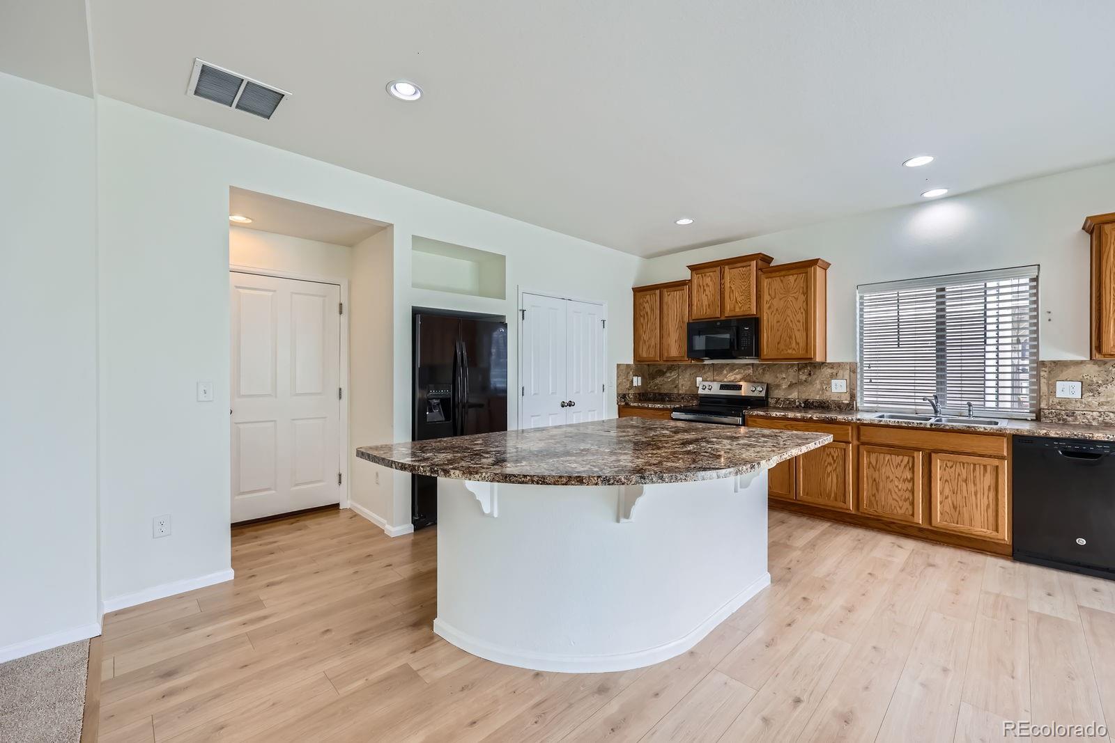 MLS Image #9 for 4414  walden street,denver, Colorado