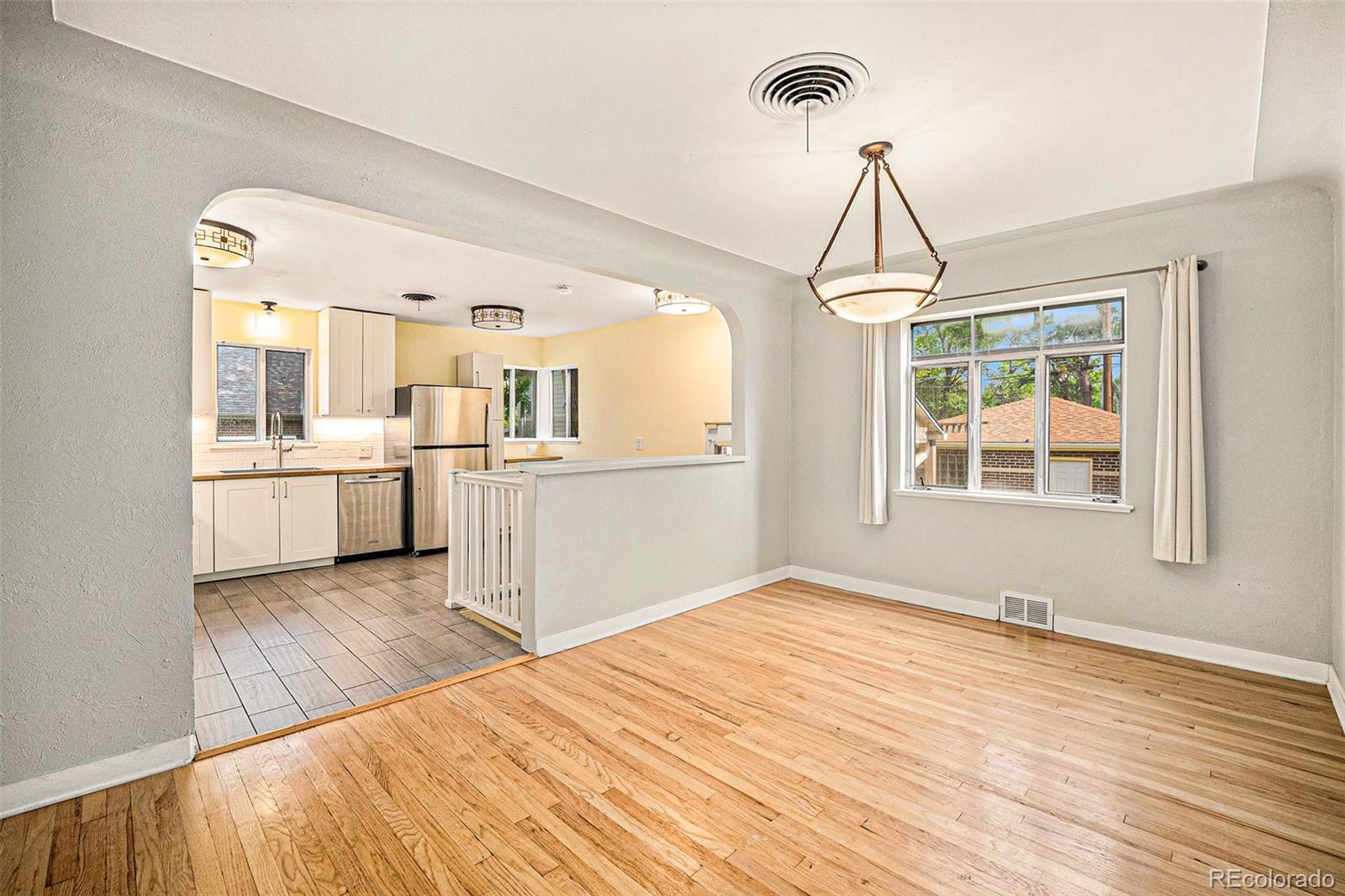 MLS Image #5 for 2526 w 39th avenue,denver, Colorado