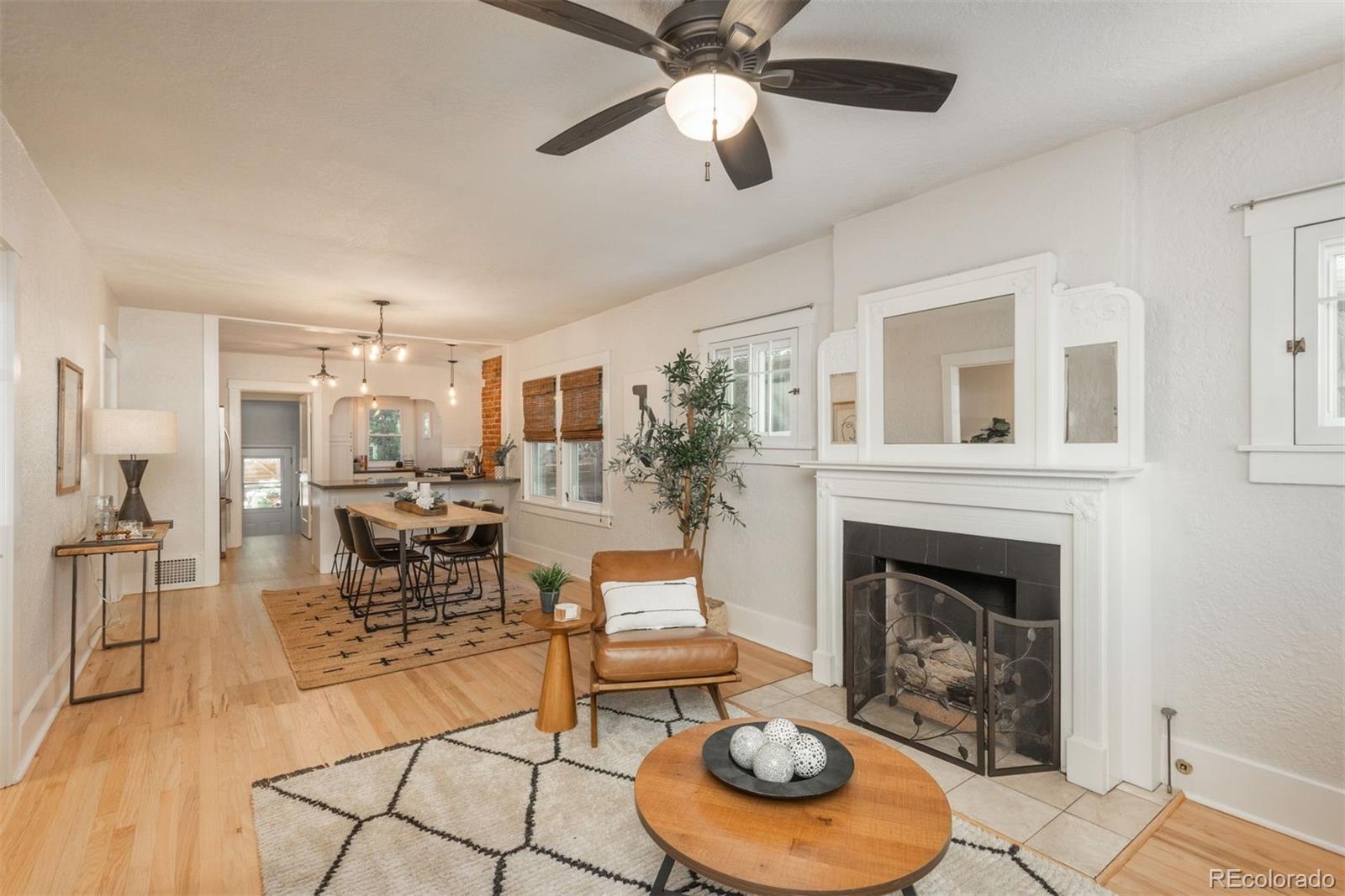 CMA Image for 1570  Elm Street,Denver, Colorado