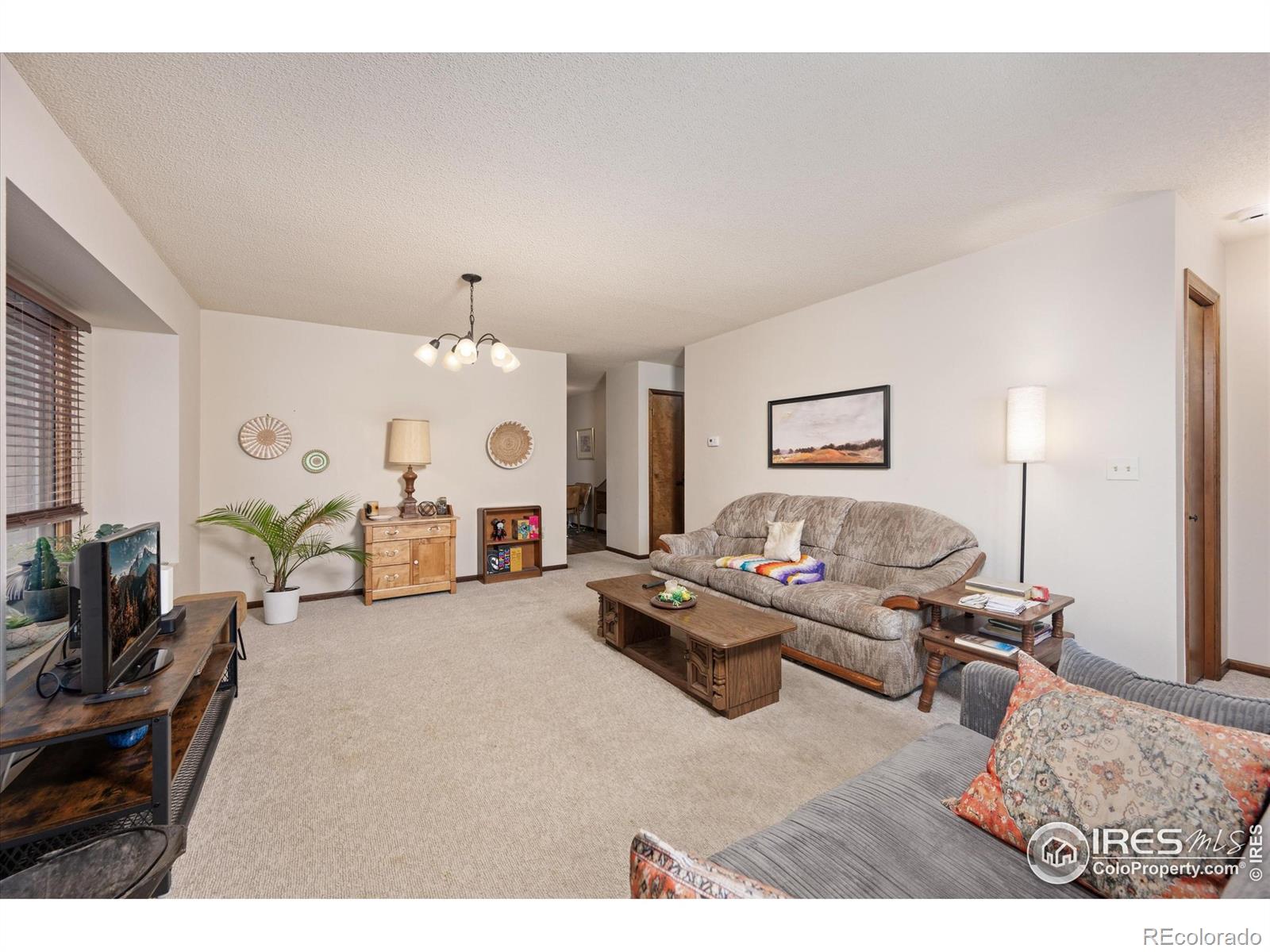 MLS Image #4 for 3029  aspen drive,loveland, Colorado