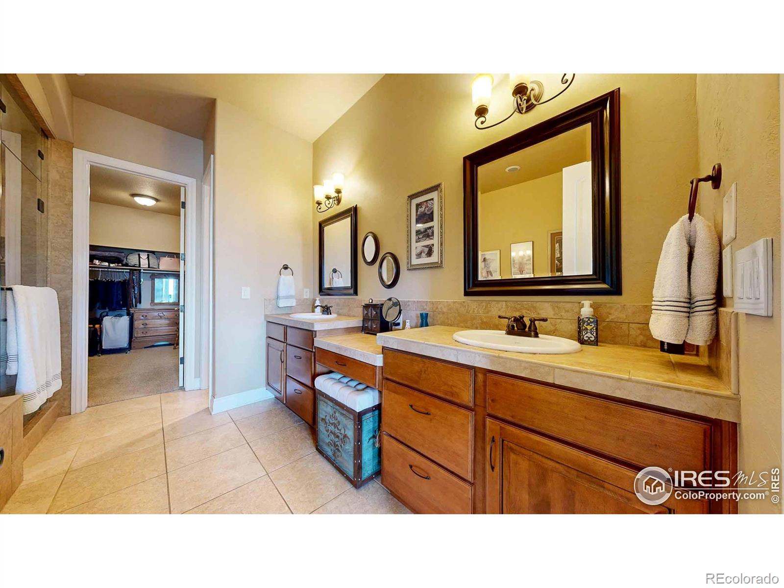 MLS Image #11 for 672  split rock drive,loveland, Colorado