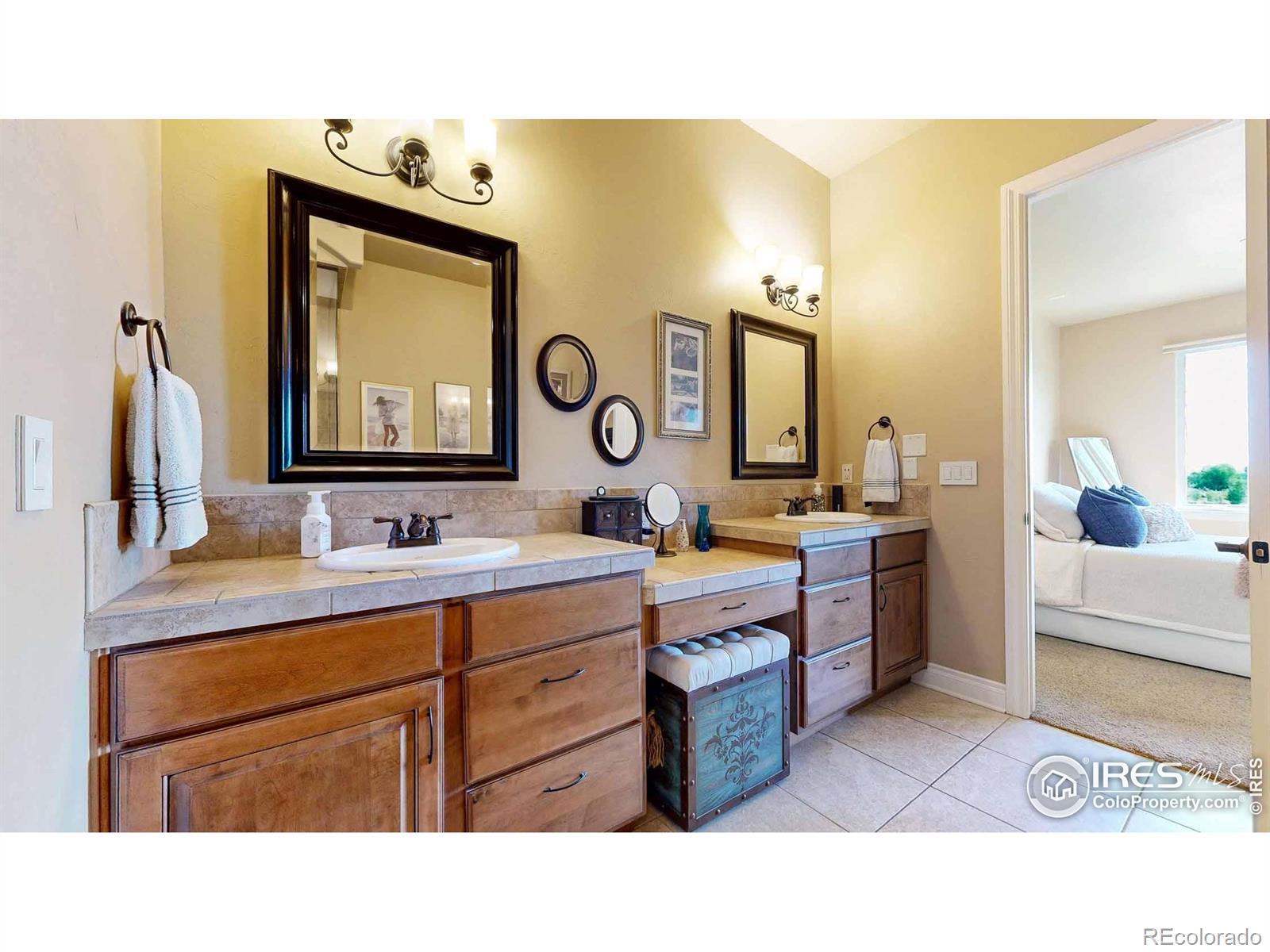 MLS Image #12 for 672  split rock drive,loveland, Colorado