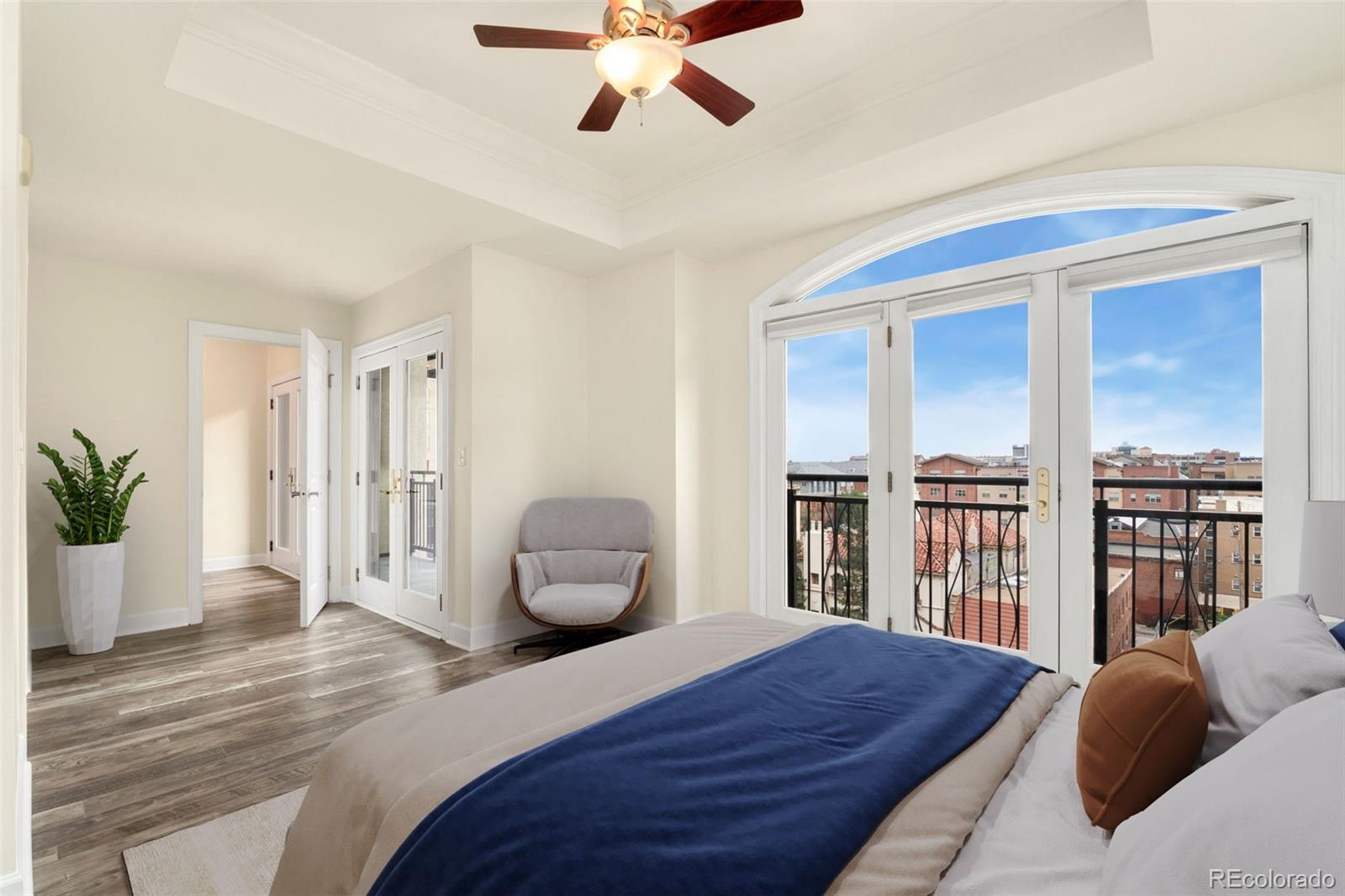 MLS Image #11 for 1827 n grant street,denver, Colorado