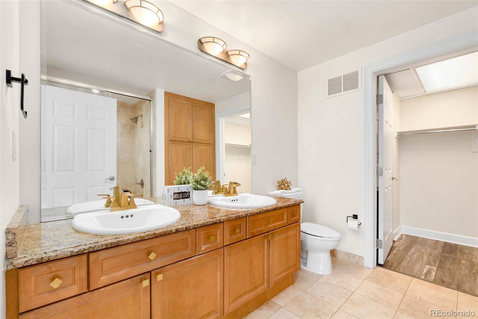 MLS Image #12 for 1827 n grant street,denver, Colorado
