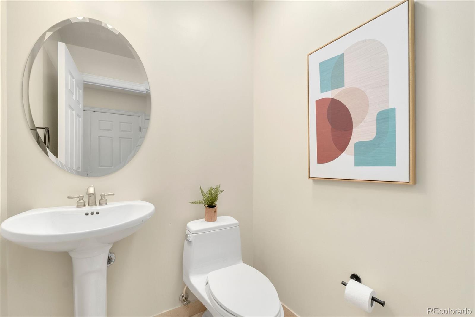 MLS Image #3 for 1827 n grant street,denver, Colorado