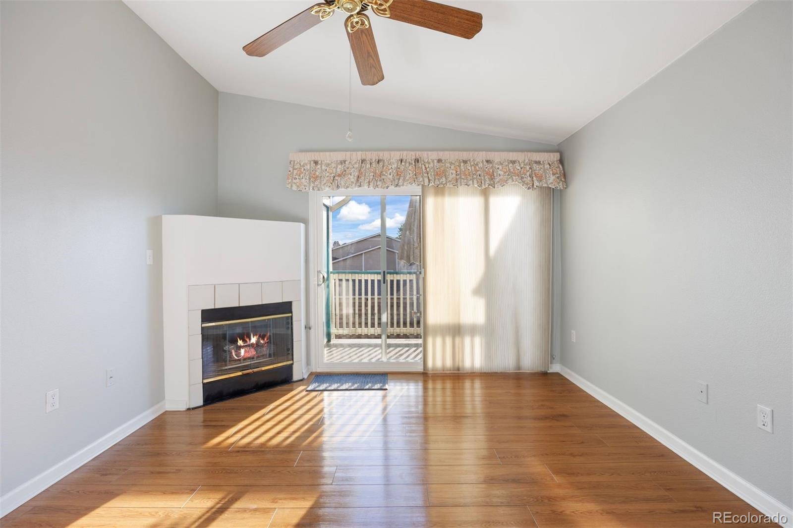 MLS Image #6 for 3857  mossy rock drive,highlands ranch, Colorado