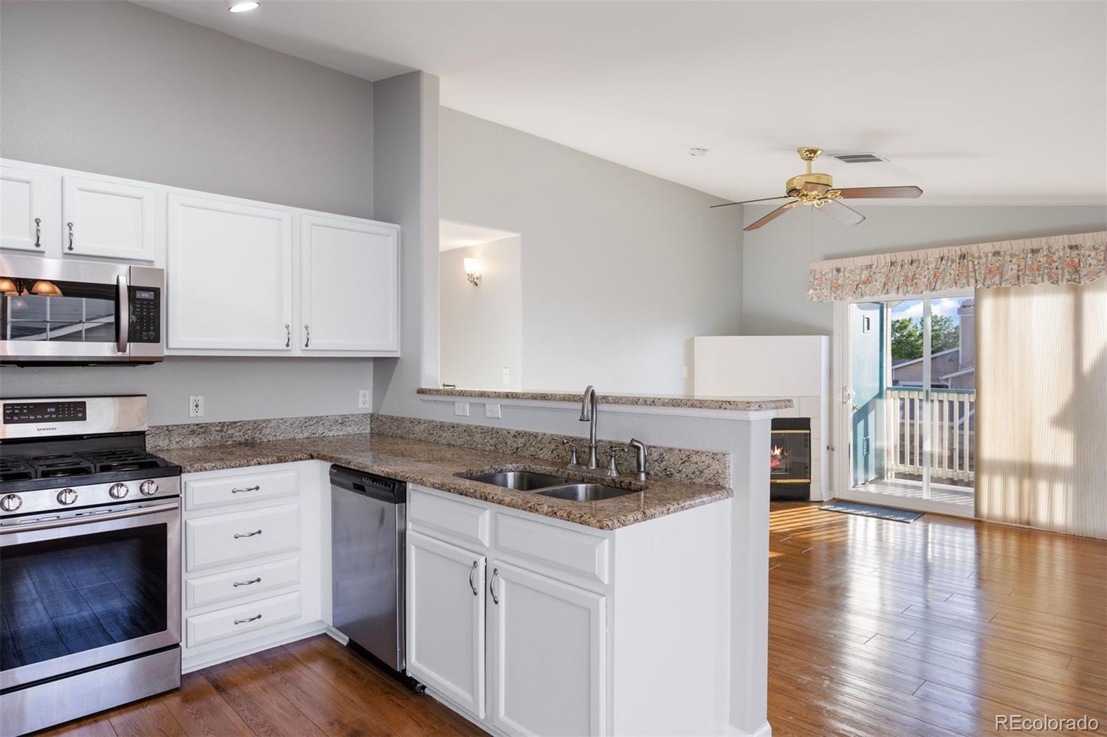 MLS Image #8 for 3857  mossy rock drive,highlands ranch, Colorado