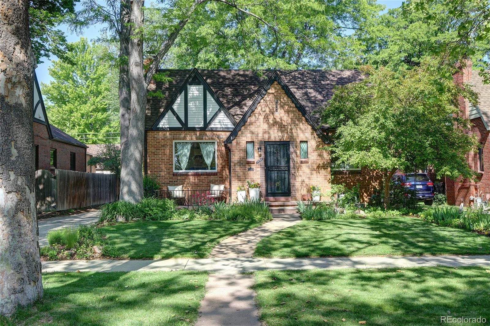 MLS Image #0 for 1661  oneida street,denver, Colorado